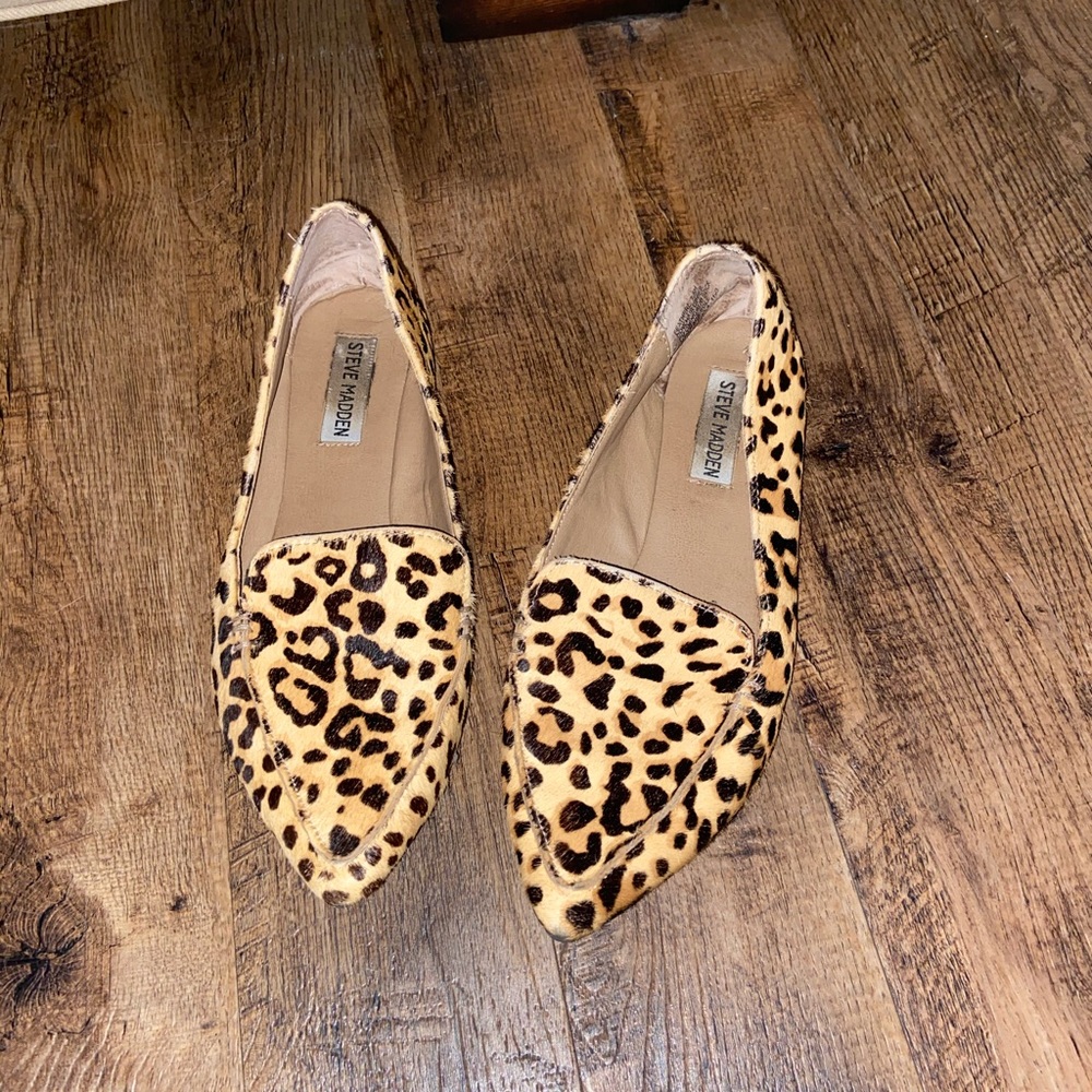 Womens Steve Madden Feather Genuine Leopard Calf Loafers Shoes size 7.5